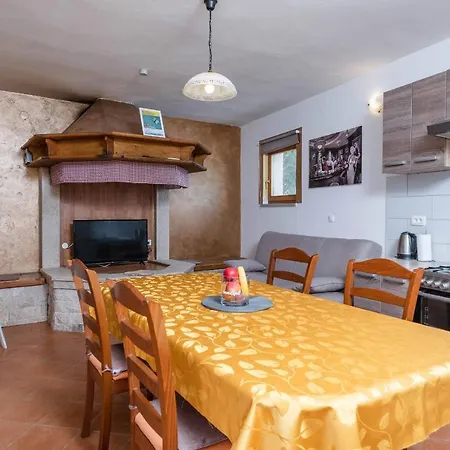 בית נופש House Leone