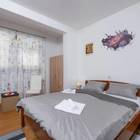 House Leone Holiday home Bibici